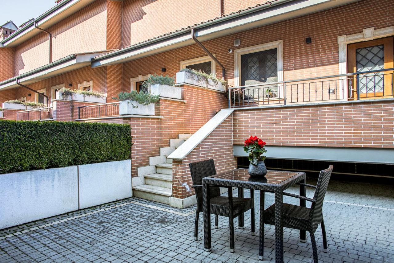 Вилла Borgo Aureo Рим Экстерьер фото